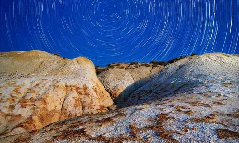 adriana lima top falls down